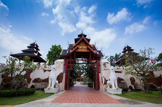 Thai Thani城堡文化村