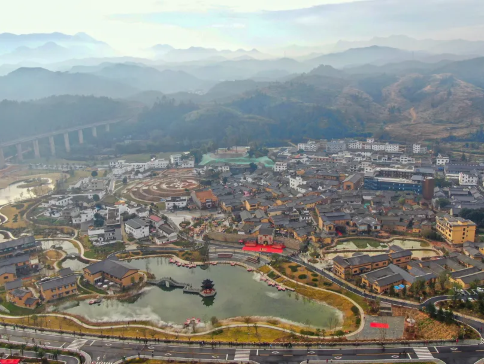 《隱世客家風情》2024年全新開業~定南客家古城 保證入住國際品牌DoubleTree河源匯景希爾頓逸林酒店+2024年全新開業和平凱里亞德酒店 【酒店豐富自助晚餐】河源美景純玩3天團