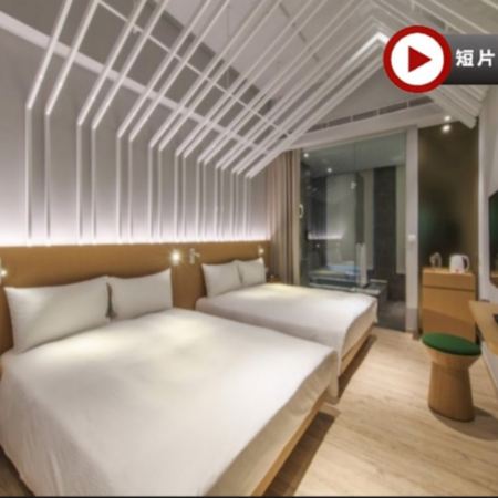 台北+宜蘭溫泉玩樂體驗5天團  一晚宜蘭溫泉酒店(房內浸溫泉)《幾米廣場、溪和水產觀光工廠、望龍埤風景區、冬山河親水公園玩樂體驗》