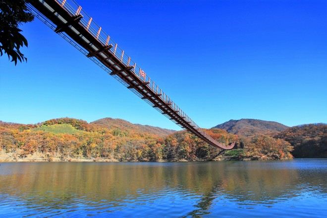 馬場湖水吊索橋