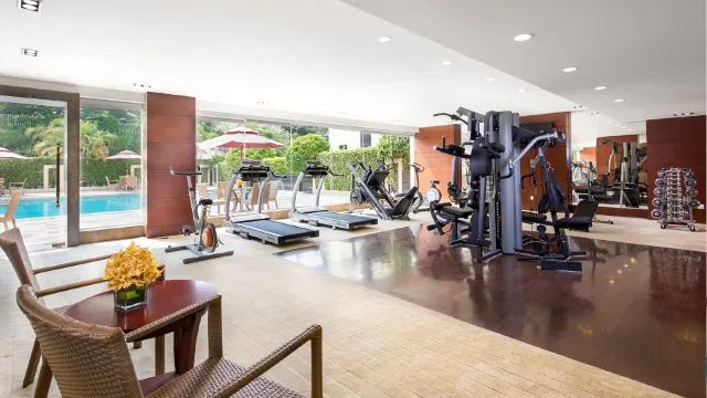 中天美景華美達酒店