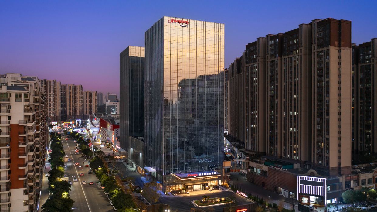 梅州希爾頓歡朋酒店