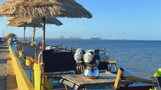 崖口村東堤集市