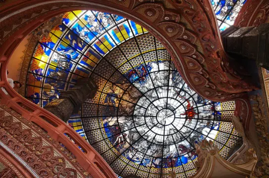 三頭象神博物館