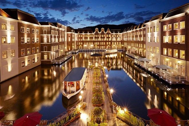 豪斯登堡EUROPE酒店