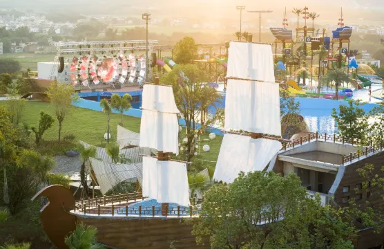 龍泰翁山源溫泉城