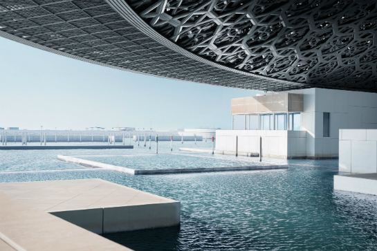 阿布達比羅浮宮