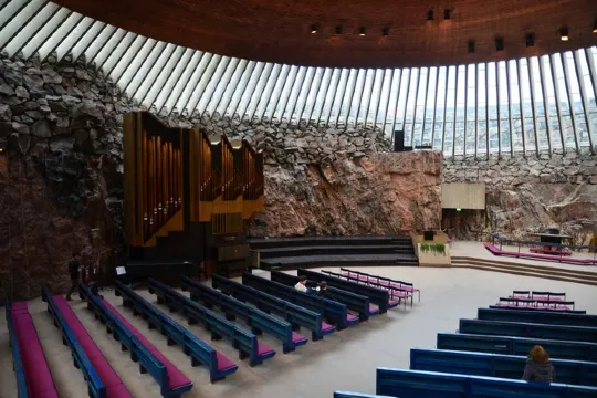 芬蘭 赫爾辛基 岩石教堂