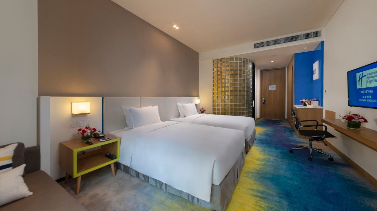 深圳松崗智選假日酒店