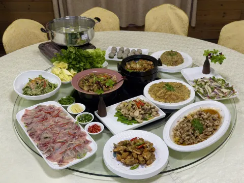 中山脆肉鯇十食宴