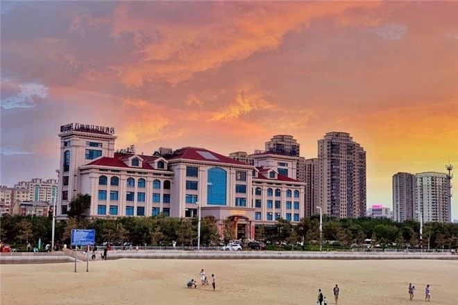 煙台百納瑞汀酒店