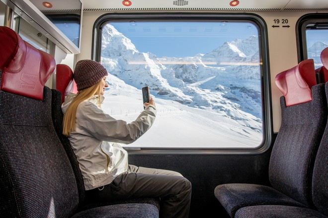 少女峰齒軌火車