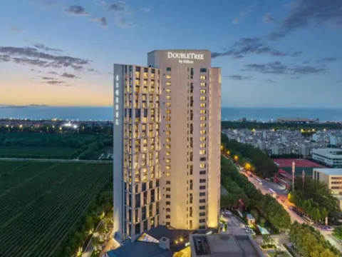 煙台金海岸希爾頓酒店