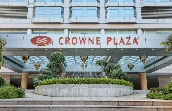 中山永安新城皇冠假日酒店