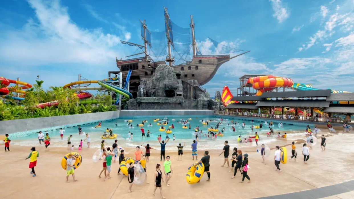 全新水上樂園 Gamuda Cove SplashMania