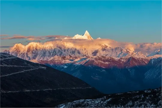 遠眺南迦巴瓦峰