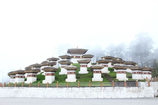 杜楚拉山隘及108座佛塔