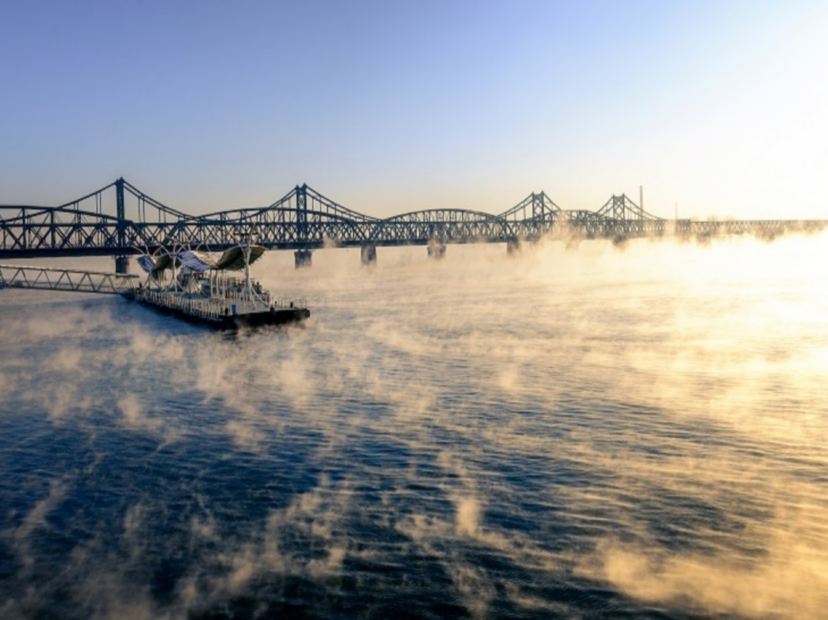 丹東鴨綠江遊船