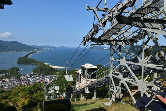 天橋立吊椅及單軌電車