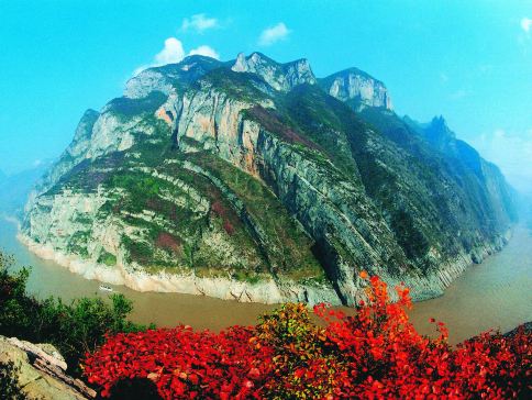 【5鑽】同行優惠~永安賞楓專船《世紀榮耀號~4樓江景露台房》醉美紅葉‧壯麗三峽‧遨遊長江三峽8天之旅【🍁獨家專船遨遊長江、親身體驗五級船閘、漫山紅葉畫卷🍁】三峽大壩、葛洲壩、神女溪、白帝城、黃鶴樓