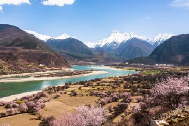 雅魯藏布江大峽谷