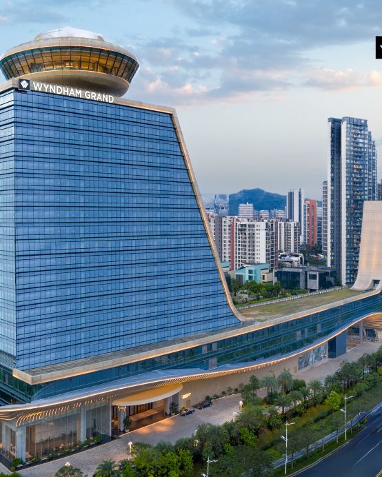 《西九高鐵+下午出發更輕鬆》保證入住國際品牌~深圳光明温德姆至尊酒店【酒店海鮮自助晚餐】【任點任吃潮汕牛肉火鍋】深圳悠閒純玩2天團