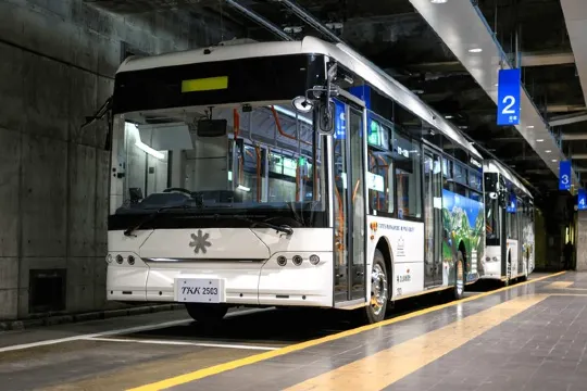 立山黑部全新電氣巴士