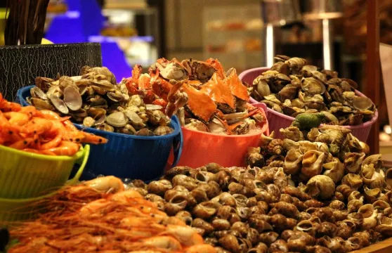 酒店豐富自助晚餐