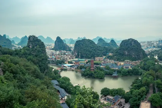 桂林市中心一江四湖