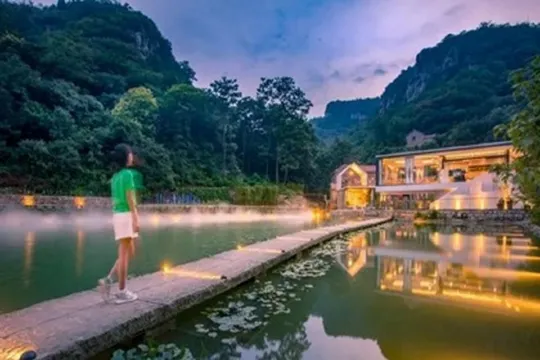 紅葉柿岩旅遊區