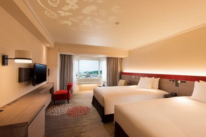 首里城 Double Tree by Hilton