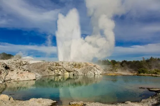 地熱噴泉