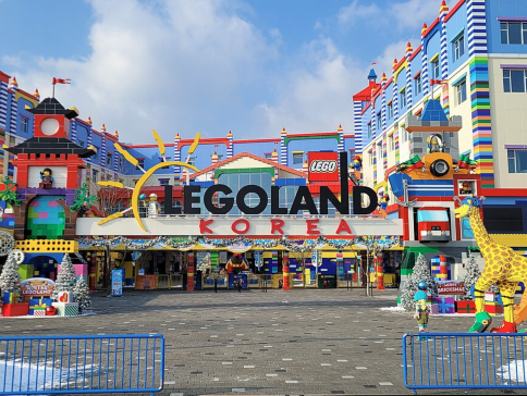 江村+首爾 5天冬日親子之旅 ※【保證2晚江村Elysian度假村+冬日滑雪體驗+傳統韓式三溫暖】、江村Rail Bike、樂天世界+水族館、樂高樂園、Zoolung Zoolung 室內動物園 江村+首爾 5天冬日親子之旅 ※【保證2晚江村Elysian度假村+冬日滑雪體驗+傳統韓式三溫暖】、江村Rail Bike、樂天世界+水族館、樂高樂園、Zoolung Zoolung 室內動物園