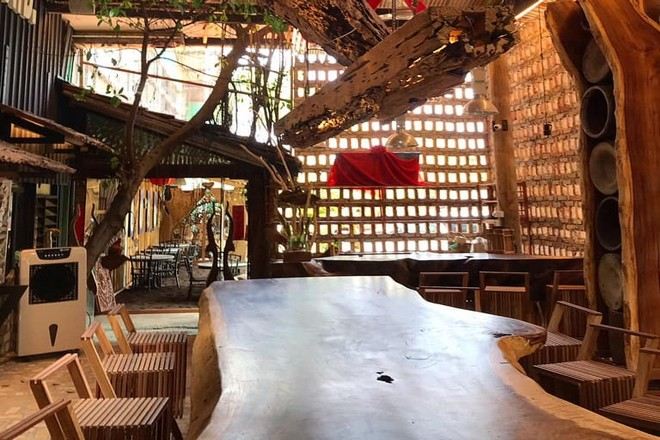 新源隆原木咖啡館