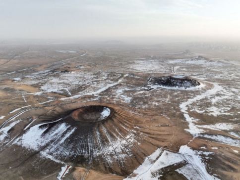 【香港直航大同】內蒙古、山西跨省聯遊 火山+草原+沙漠+溫泉5天純玩團
響沙灣、哈素海旅遊區~敕勒川草原、烏蘭哈達火山、大召寺、清真大寺、雲岡石窟、大同城牆、保證1晚馬刨溫泉酒店