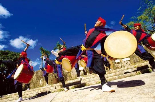 琉球王國村太鼓表演