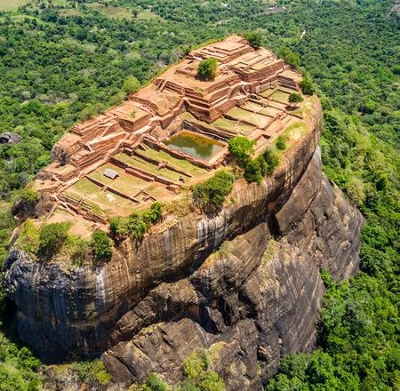 斯里蘭卡 叢林探險。文化遺產 6天團  -  【三大世界文化遺產 西畿利亞古城、加耳古都 、 丹布勒石窟寺】 奴娃拉伊利雅山城 (小英倫、世界四大紅茶產地)、雅拉野生動物園、觀賞高蹺立釣