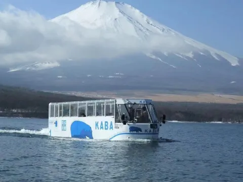山中湖河馬水陸兩用巴士