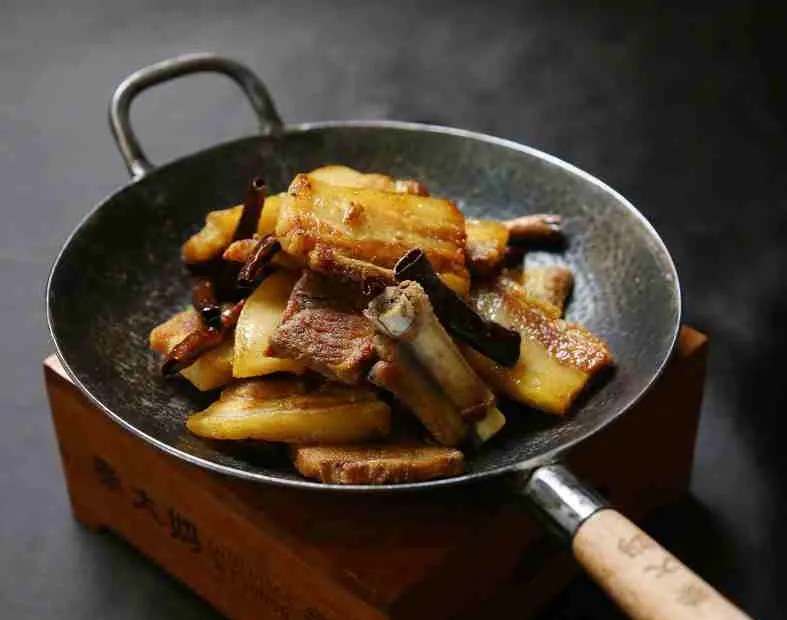 媽媽炒肉