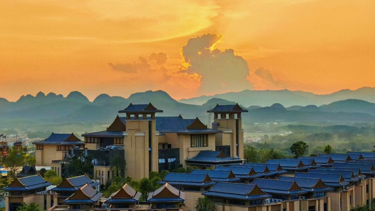 韶關翁源龍泰翁山源溫泉城