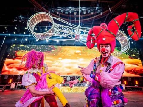 融創國際大馬戲