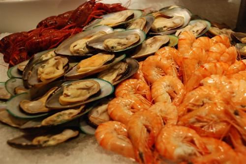 酒店豪華自助餐