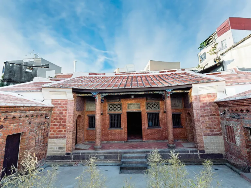 崎仔頂施家古厝