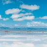 內蒙古、青海、寧夏深度遊歷8天純玩之旅  乘坐四驅車穿越（地球之心~烏蘭湖、蛋黃湖、駱駝湖）【包航拍拍攝短片】、天空之鏡~茶卡鹽湖（罕有安排二次入園欣賞日與夜之美景+小火車）、沙坡頭、青海湖、水墨丹霞