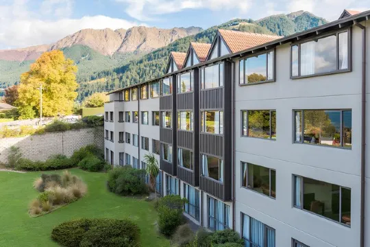 Copthorne Hotel and Resort Queenstown Lakefront