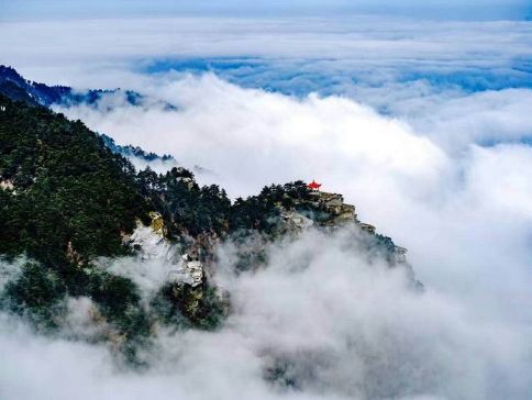 【4鑽】皇牌江西(南昌、廬山、上饒、婺源)5天高鐵團  《全港獨家：婺女洲+葛仙村》、《世界文化遺產》廬山、望仙谷、篁嶺、鳳凰溝、滕王閣、水南街、萬壽宮歷史文化街區、特別安排享用3大主題特色餐