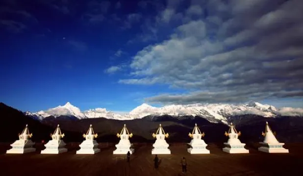 飛來寺觀梅里雪山