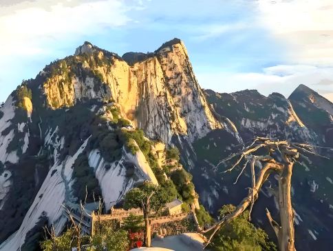 【5鑽】【國泰航空】【皇牌】西安5天升純之旅 《世界文化遺產》秦始皇兵馬俑、大唐不夜城、中國五嶽之一~華山、長安十二時辰主題街區、大明宮國家遺址公園、永興坊、西安城牆【乘坐2+1座位豪華空調旅遊巴】