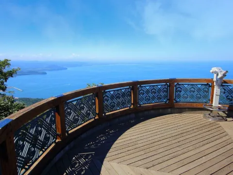 佐呂間湖展望台