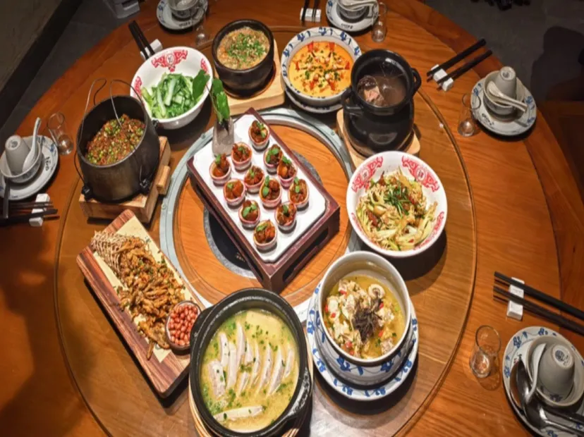 聚友大院園林餐廳